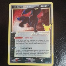 Umbreon Gold Star 17/17 Pokemon Celebrations Holo Card