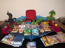 BAKUGAN Battle Brawlers Collection - 30 bakugan + Arena, cards, counters, case 