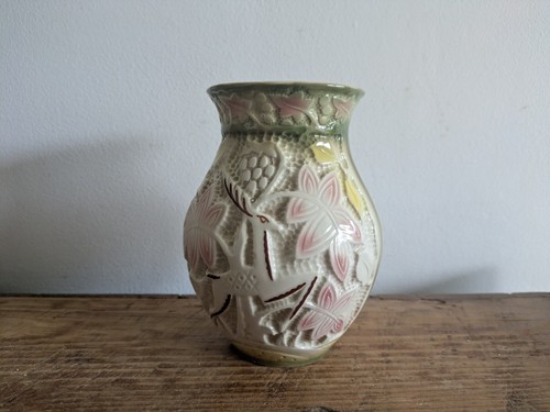 Vintage crown devon vase - devon, art