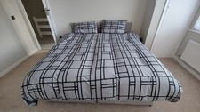 2 X Single Beds with Zip and Link Mattresses