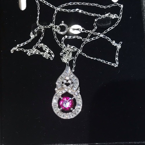 Stunning ruby quartz simulate - stunning,