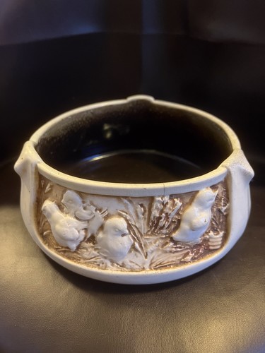 Bretby white cream glaze - white,