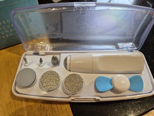 Bnib nail care set avon - bnib, set,