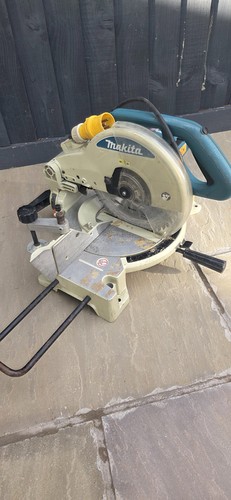 Makita mitre saw - makita,