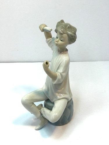 Lladro figurine statue - lladro,