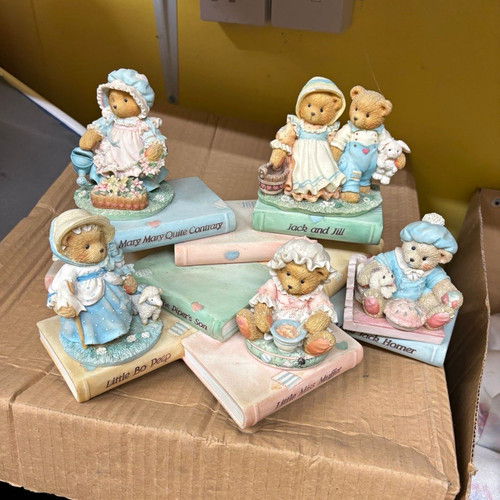 Cherished teddies nursery - teddies,