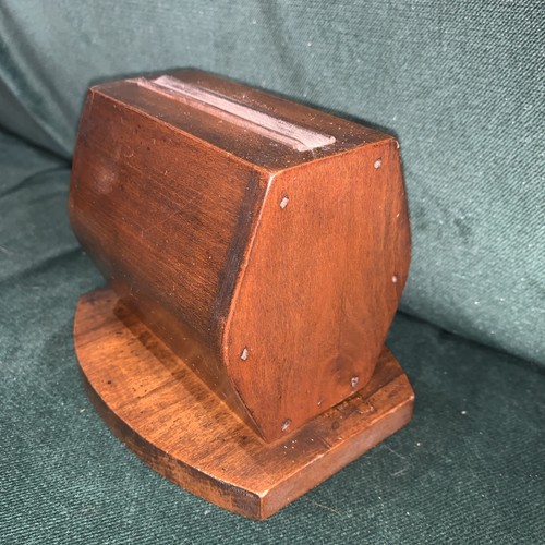 Vintage art deco wood pop - art,