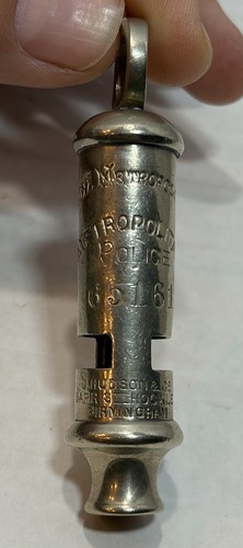 Antique hudson metropolitan - j,
