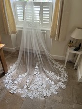 Brand New 98inch Floral Lace Wedding Veil RRP £380