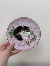 Lesley Anne Ivory-Meet My