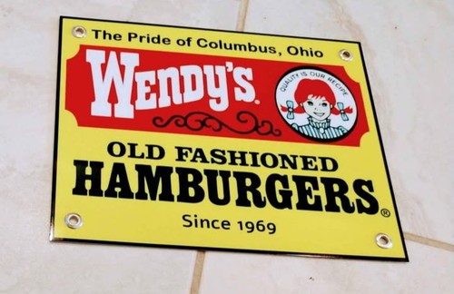 Wendy burger restaurant - wendy's,