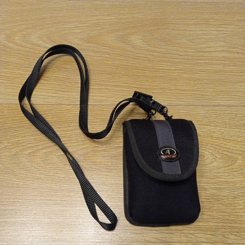 Tamrac 3821 padded camera - tamrac,
