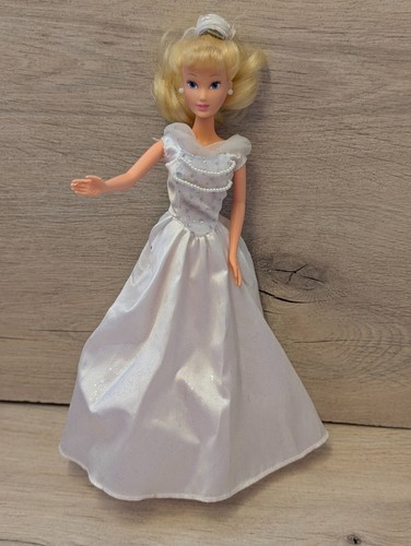 Vintage bridal barbie doll - vintage,