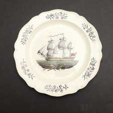 A WEDGWOOD CREAMWARE PLATE