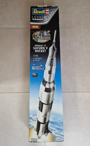 Revell apollo saturn v - revell,