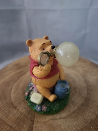Simply pooh figurine - figurine.,