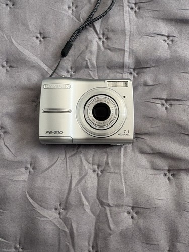 Olympus 210 1mp digital - e, 7.1mp
