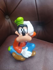 Vintage  Disney Sitting GOOFY