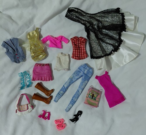 Barbie clothes bundle read - bundle,