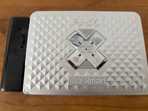 Rare vintage sony walkman - rare,