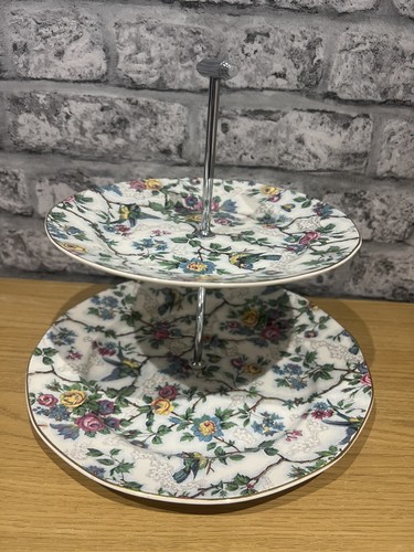 Highly collectable cake stand - highly,