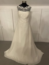 Wedding Dress Fits Size 10 Ivory Lace & Chiffon £1500 By AGNES