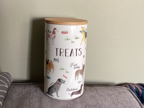 Ceramic dog treat - dog, biscuit
