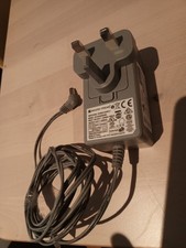 Switching Power Supply 9.0V 2A