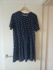 Marina Kaneva Blue dragonfly