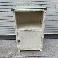 Vintage retro lloyd loom style