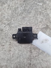 MERCEDES E CLASS W212 BATTERY RELAY MODULE A0009822023 2011-2016