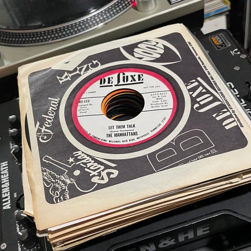 Lot 45s the manhattans - lot, 20