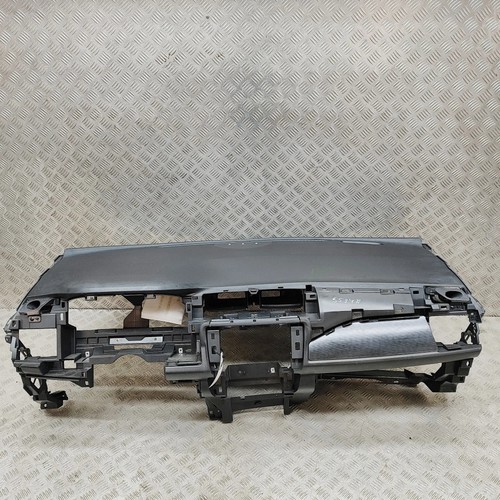 Nissan leaf ze1 - ze1, dashboard