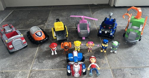 Paw patrol main - paw, vehicles