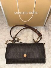 Michael Kors Medium Signature