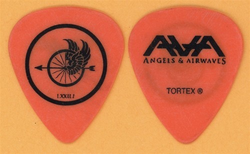 Angels airwaves tom delonge - &,