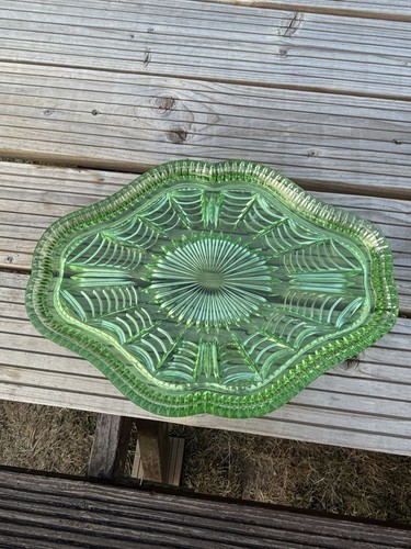 Green glass vanity - green, tray