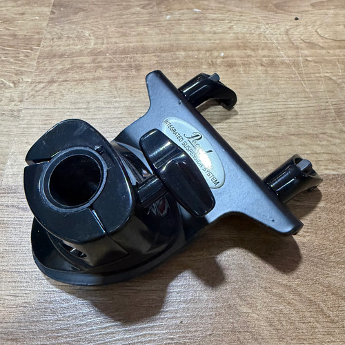 Pearl iss tom - pearl, used