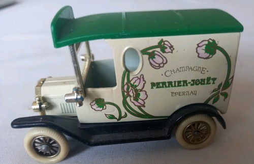 Lledo perrier jouet champagne - lledo,