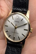 Gorgeous Tudor 9ct gold mens