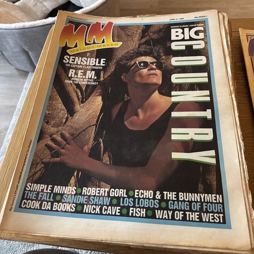 Melody maker newspaper - maker,