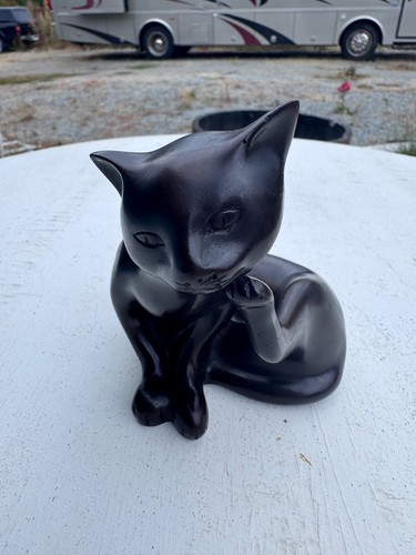 Hand carved black ironwood cat - carved,