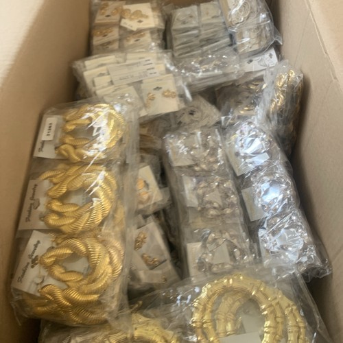 Wholesale clearance job - lot, 50