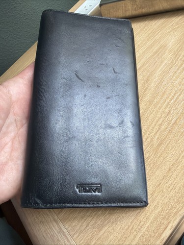 Tumi black genuine leather - black,