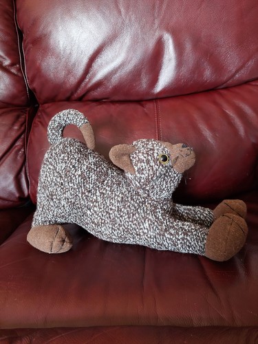 Dora designs feline cat - dora,