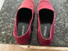 womens burgundy aerosole shoes size 6.5