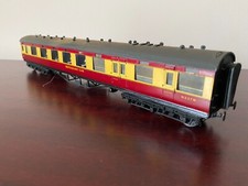 BR CRIMSON CREAM RESTAURANT KIT BRASS COACH 4MM 00 GAUGE M237M