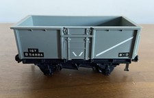 Hornby Dublo 16T Mineral Wagon 'B54884' OO Gauge, Plastic. 2 or 3 Rail.