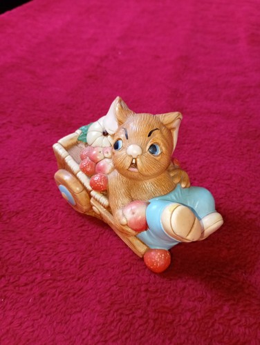 Vintage early pendelfin - vintage,