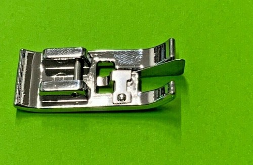 Sewing machine overlock - machine,